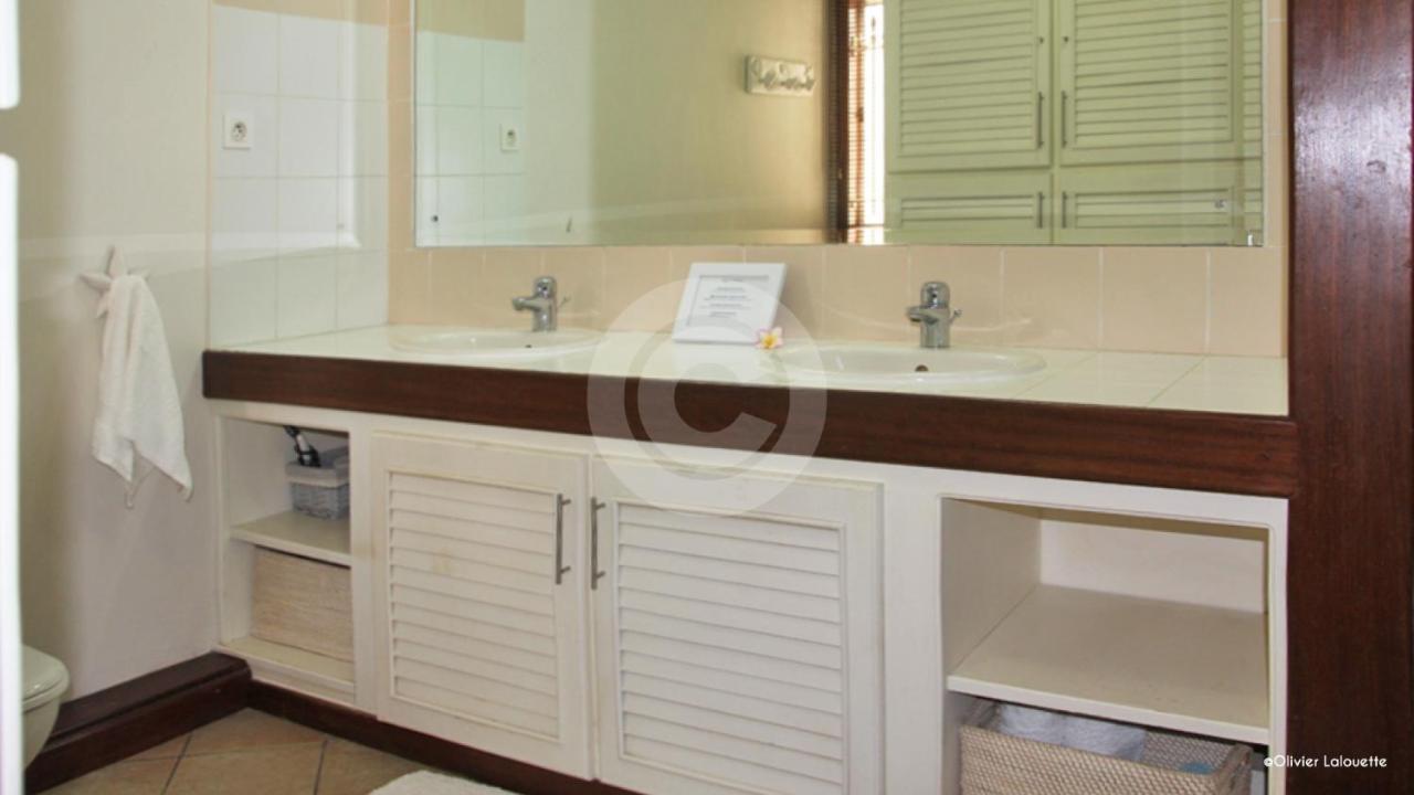 Fantastic Spacious Beachfront Villavacances Grand-Baie Dış mekan fotoğraf