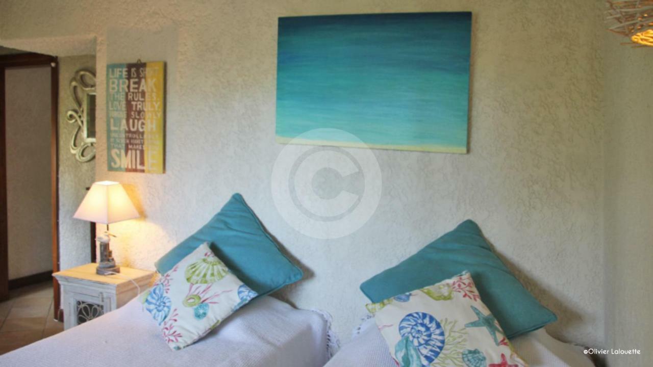 Fantastic Spacious Beachfront Villavacances Grand-Baie Dış mekan fotoğraf